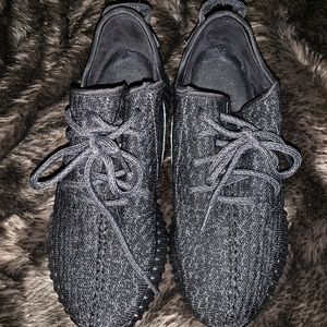 adidas Yeezy Boost 350 Pirate Black